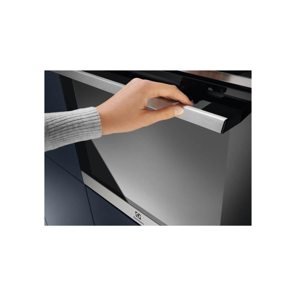 Four ELECTROLUX EOF6P56BX - Chaleur tournante pulsée - Pyrolyse - Porte froide - 25 recettes préprogrammées