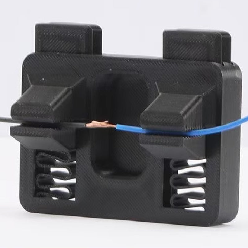 Wire crimping tool