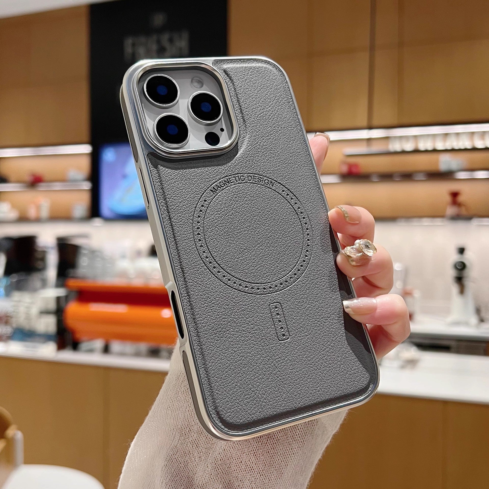 Coque en cuir avec recharge magnétique pour iPhone