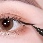 ✨ Eyeliner Liquide Précision Waterproof 👀 - Pointe 0,01mm | Séchage en 3 Secondes | Longue Tenue | 50% de RÉDUCTION 💫