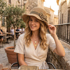 Chapeau de soleil élégant en paille tressée avec nœud