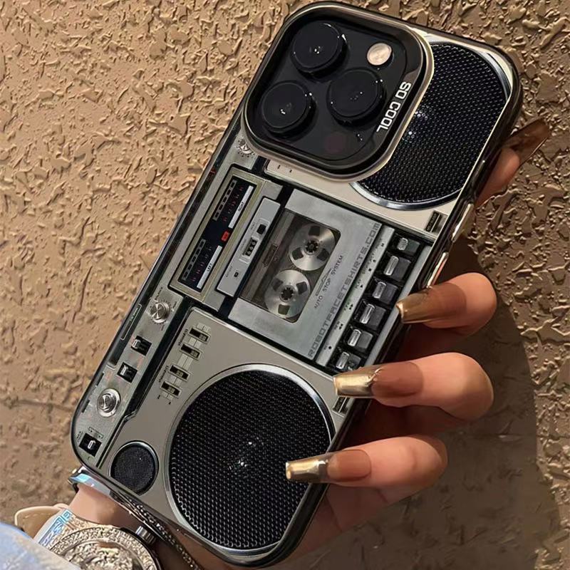Coque de téléphone au design rétro boombox et lecteur de cassettes