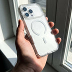 Coque magnétique transparente antichoc pour téléphones des séries 13 à 17