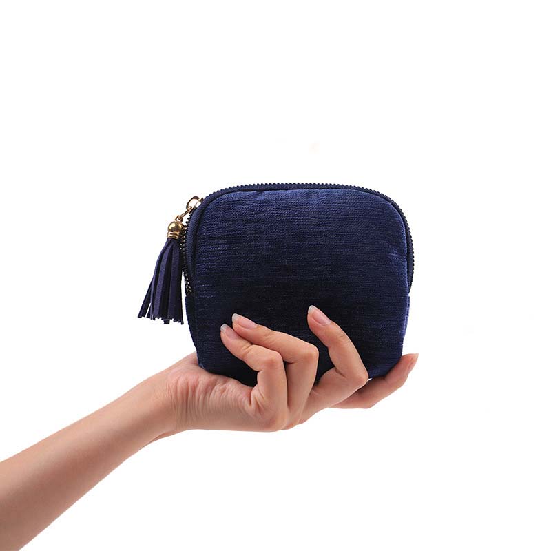 💎✨ Trousse à Bijoux Zippée avec Pompon – Intérieur Multi-Compartiments, Doublure Douce Anti-Rayures, Compacte & Idéale pour les Voyages – 8 Couleurs 🌈