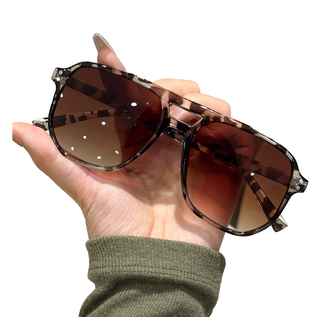 🕶️ Lunettes de Soleil Tendance UV400 Homme & Femme 😎✨ - Protection UVA/UVB | Monture PC Résistante | Style Streetwear | 12 Combinaisons de Couleurs | 50% DE RÉDUCTION